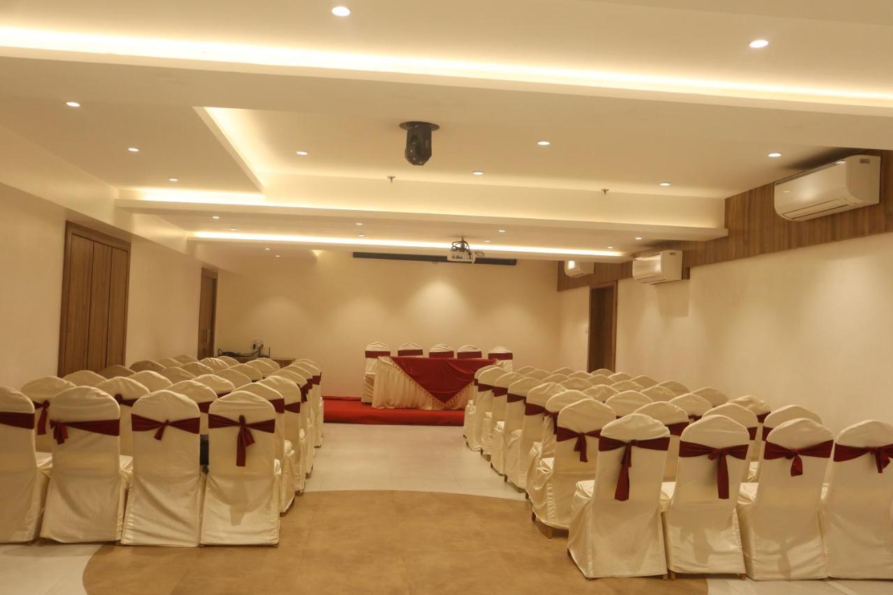 Hotel Grand Ecotel, Aurangabad Exteriér fotografie