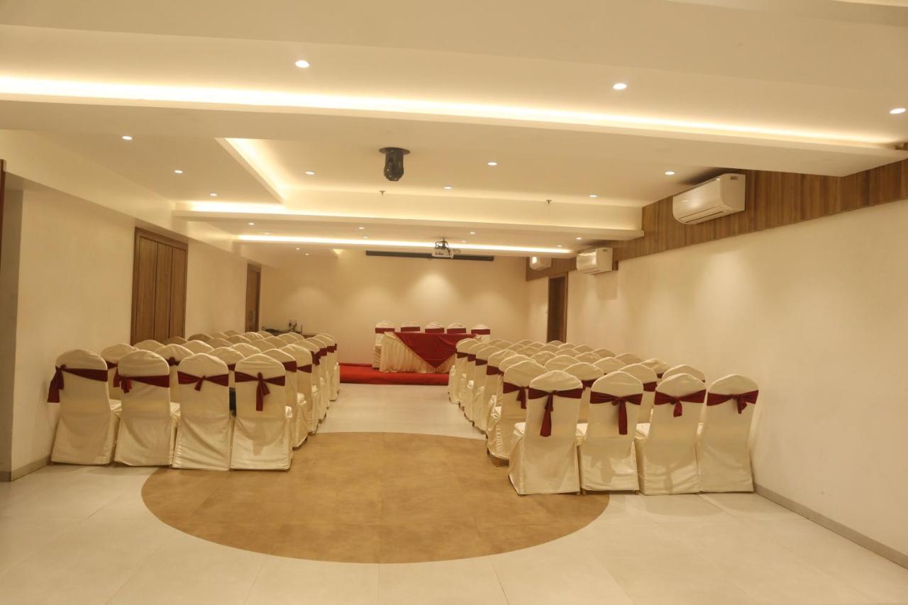 Hotel Grand Ecotel, Aurangabad Exteriér fotografie